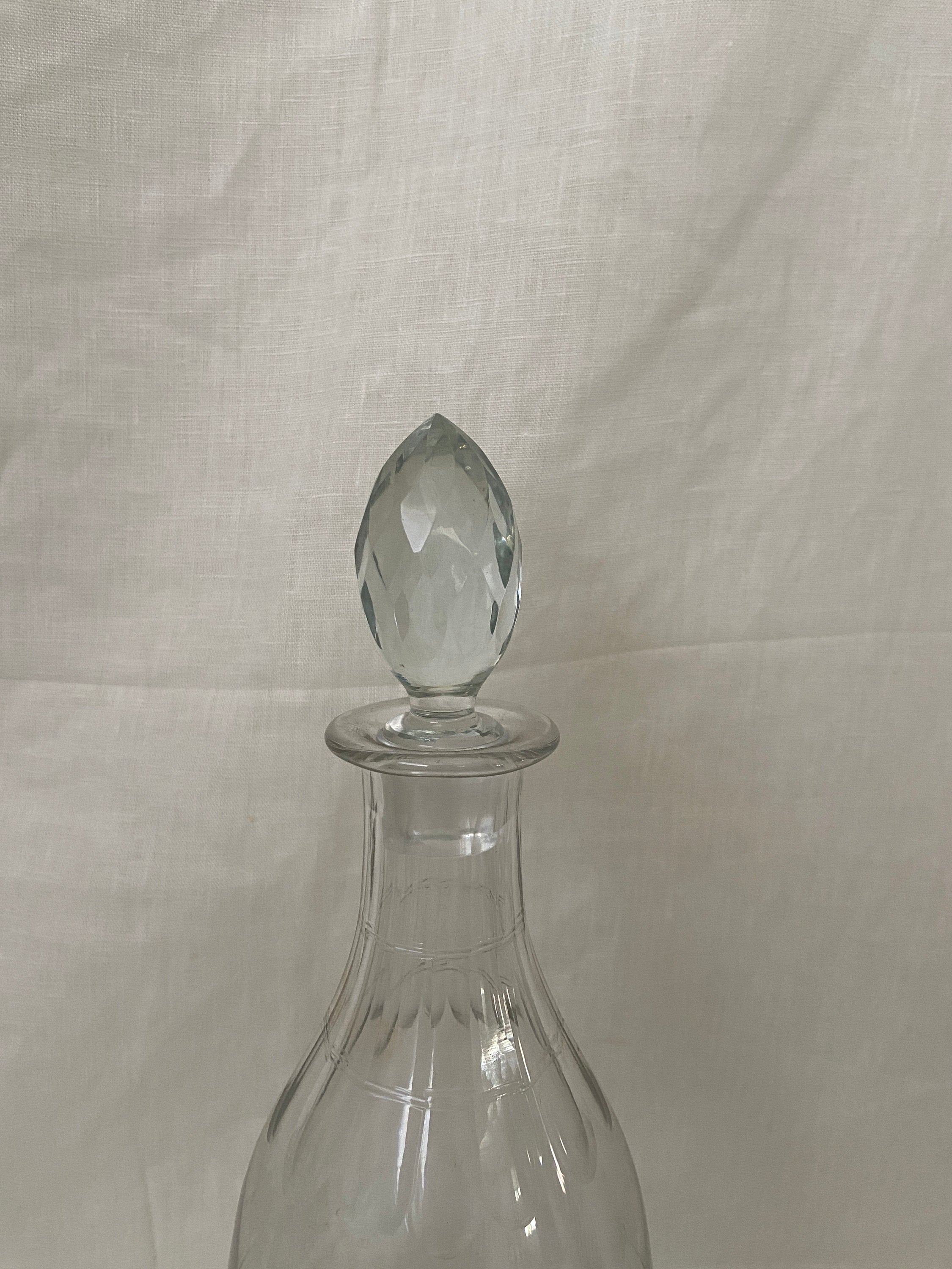 Glass Decanters with Stoppers