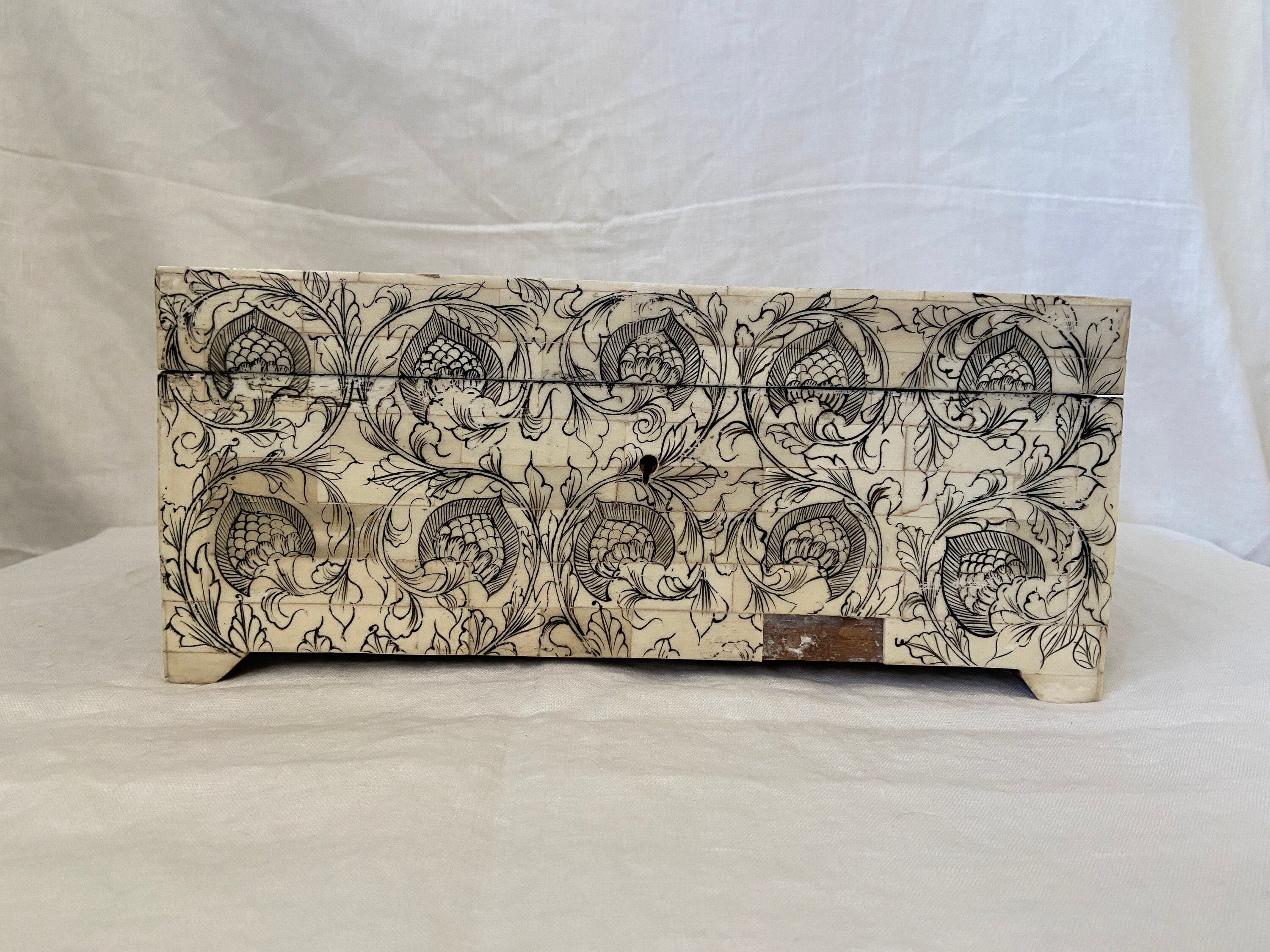 Black and White Floral Print on Ivory Box