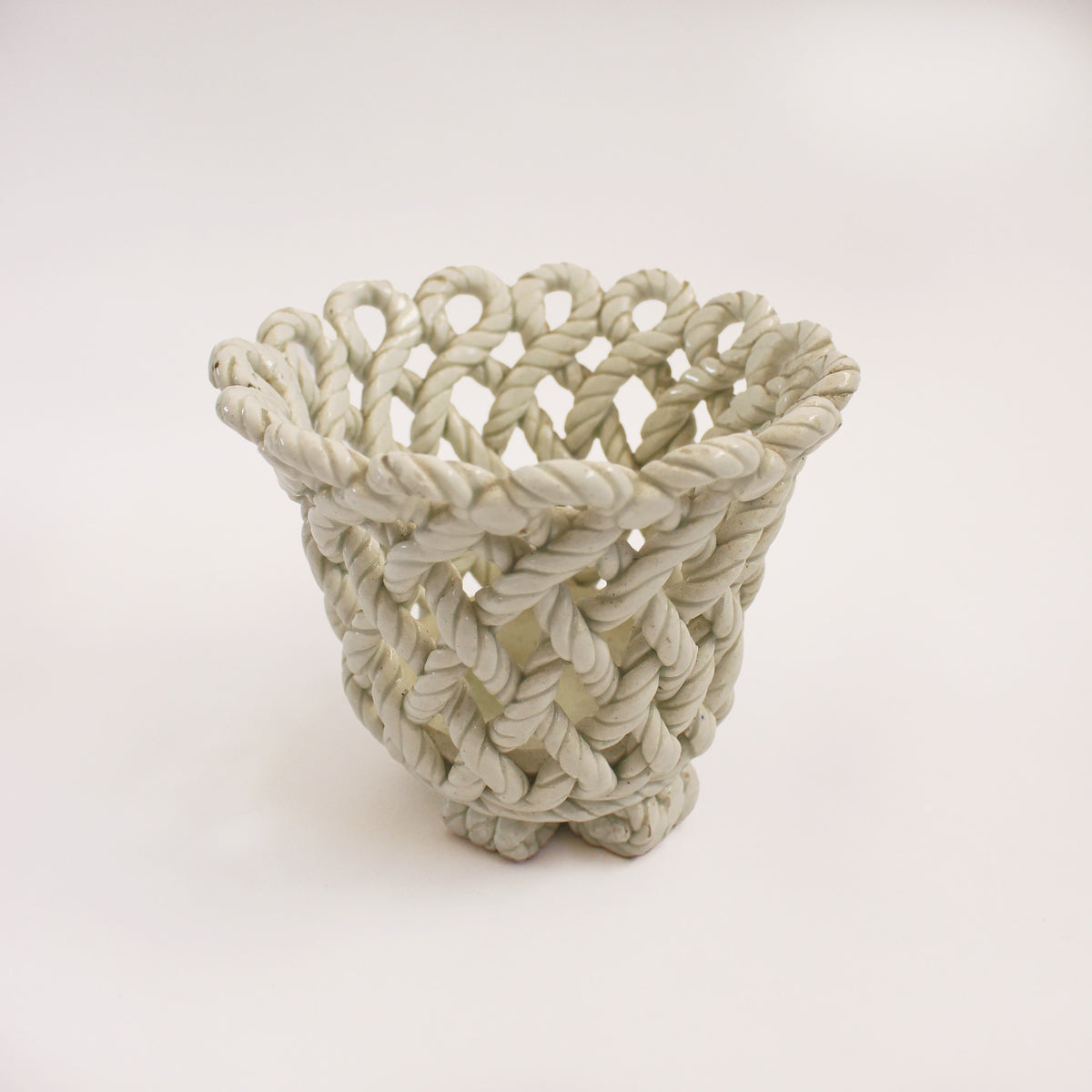 White Twisted Rope Planter